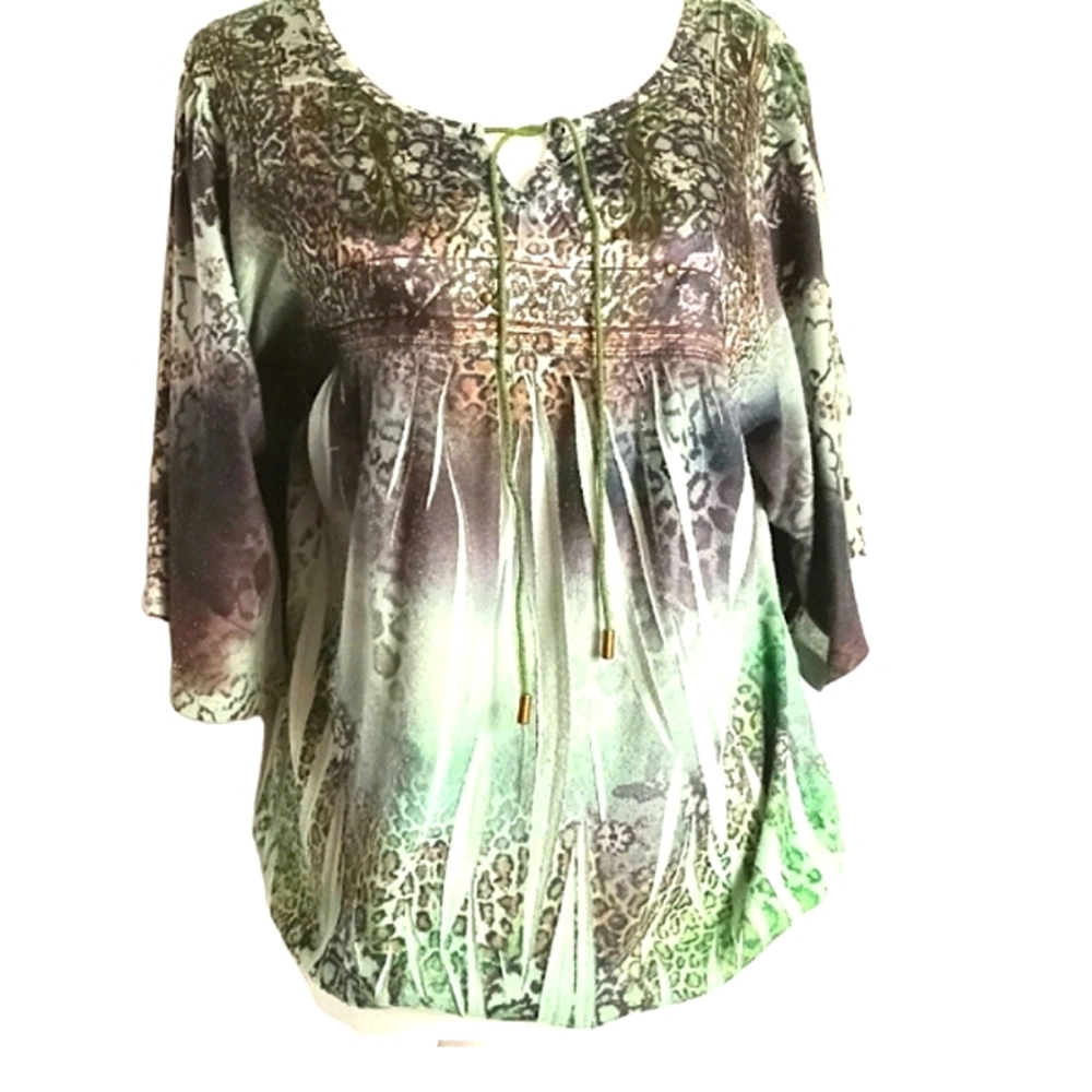 💐One World green boho top